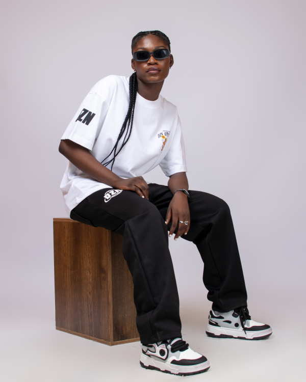 DZN CORE MEMBER JOGGERS - Image 4